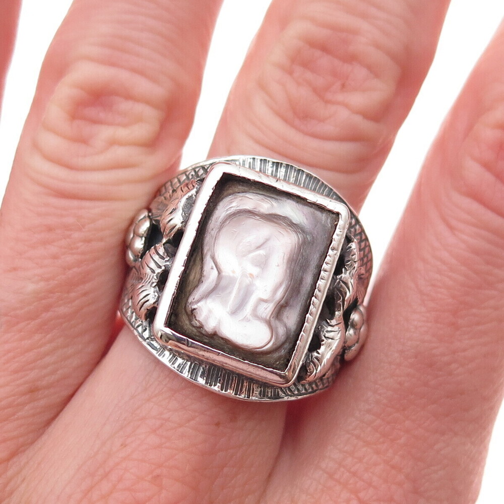 925 Sterling Silver Vintage Real MOP Roman Warrior Cameo Ring Size 10.5